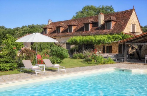 Saint-Martin-des-Combes Bed & Breakfast | La Mandrélie