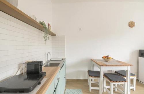 Kato Korakiana Apartment | La Mandynia Apartment