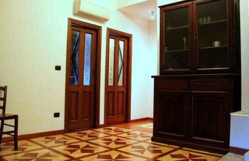 Turin Apartment | La Mansarda di Legno