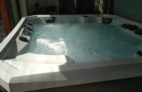 Hermillon Bed & Breakfast | La Marmotte de la Tour