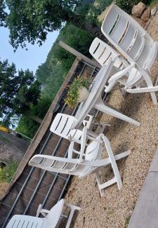 Anglure-sous-Dun Apartment | La Mazille , cossy vakantiestudio met zwembad in zuid-Bourgogne