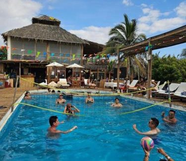 Mancora Hotel | La Nómada Digital - Kite Surf, Pool, Chill & Adult Only