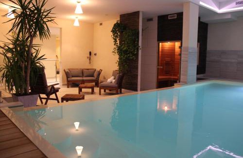 Saint-Disdier Hotel | La Neyrette