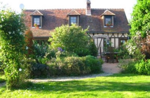 Cheronvilliers House | La Normandine 6 people air-conditioned gîte in the heart of nature