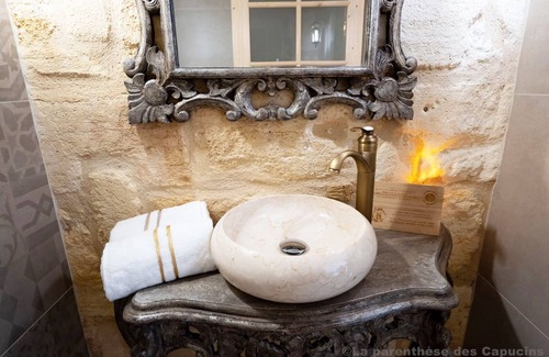 Capucins - Victoire Bed & Breakfast | La Parenthèse des Capucins - Bordeaux