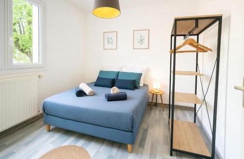 Valence Apartment | La parenthèse du sud Parking calme et confort