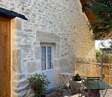 Montfaucon Apartment | La Parenthèse, Les Gîtes de Montfaucon