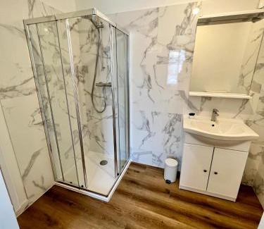 Champagne-sur-Oise Apartment | La Pause Cosy