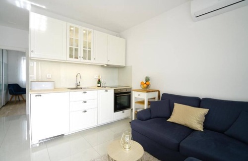 Strozanac Apartment | La Perla Apartment Podstrana