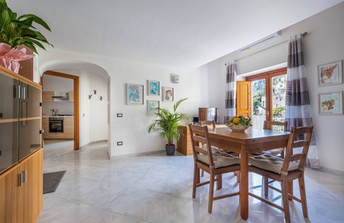 Liparlati House | LA PERLA DI CHICCA in Positano