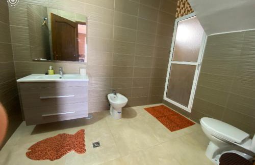 Iaazzanene House | La perla