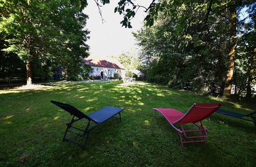 Bouchy-Saint-Genest House | La petite chaumière: country house in a small village hameau⭐️⭐️⭐️
