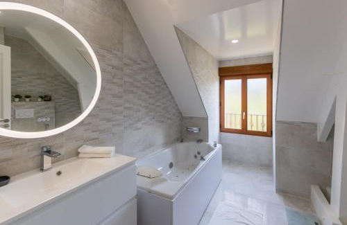 Chalautre-la-Petite House | La Petite Chalautrière - Avec grand jardin