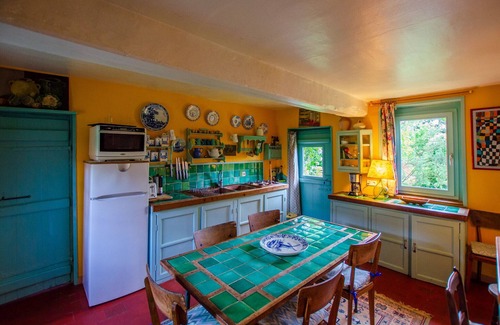 Varengeville-sur-Mer Ski Chalet | La Petite Maison, village center and beach accessible by foot