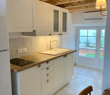 Neuvic Apartment | La petite maison