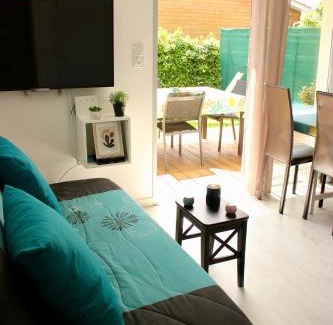 Le Porge House | La Petite Molinie