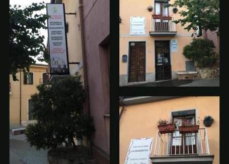 Austis House | La Piazzetta