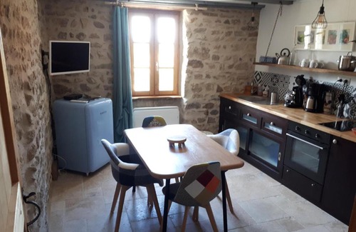 Ravel House | La Pierre du Grain