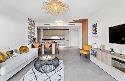 La Turbie Apartment | La Pinède de La Turbie - Appt vue mer et montagne