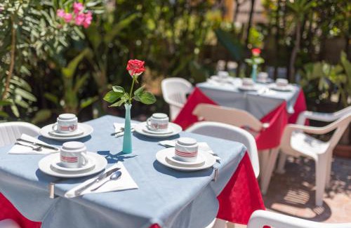 Roccalumera Hotel | La Piramide