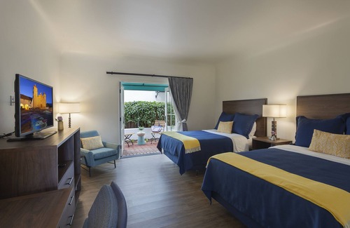 West Beach Hotel | La Playa Inn