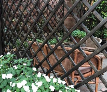 Asti Apartment | La Porta Nel Giardino
