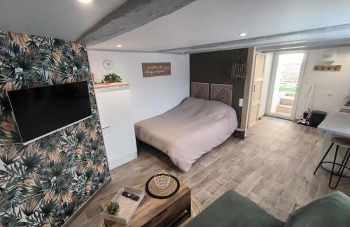 Neuville-de-Poitou Apartment | La porte Bleue