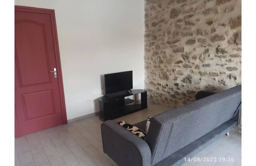 Capendu Apartment | La Porte Rouge - lovely one bedroom apartment
