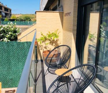 Viana House | La Puerta de Viana, con desayuno, piscina y posibilidad Visita a bodega!