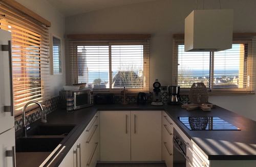 Poulgoazec House | La Pyramide*, Beautiful sea view- Calm