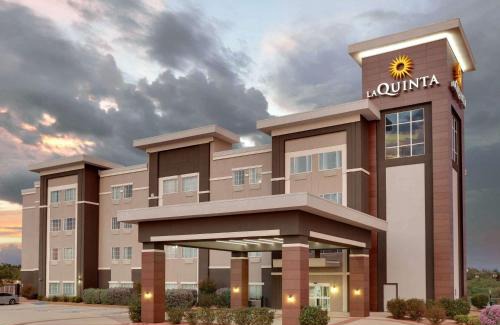 Big Spring Hotel | La Quinta by Wyndham Big Spring