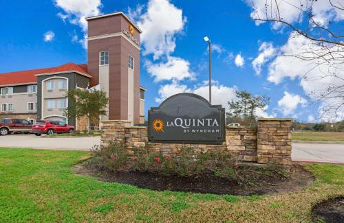 Bridge City Hotel | La Quinta by Wyndham Bridge City-Orange