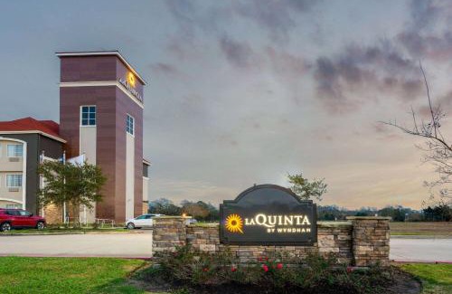 Bridge City Hotel | La Quinta by Wyndham Bridge City-Orange