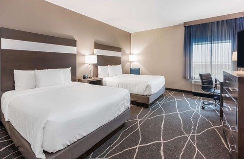 Spring Hotel | La Quinta Inn and Suites by Wyndham Houston Spring South