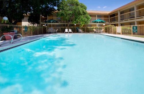Parker Lane Hotel | La Quinta Inn by Wyndham Austin Oltorf
