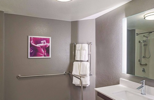 Greenwood Village Hotel | La Quinta Inn & Suites by Wyndham Denver Tech Center