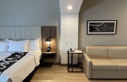 Port Arthur Hotel | La Quinta Inn & Suites by Wyndham Port Arthur