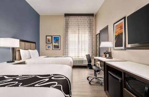 San Bernardino Hotel | La Quinta Inn & Suites by Wyndham San Bernardino