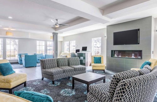 Waldron Hotel | La Quinta Inn & Suites by Wyndham Kansas City Airport