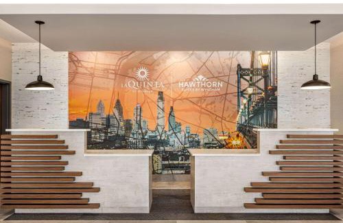 Mount Laurel Hotel | La Quinta Inn & Suites by Wyndham Mount Laurel Moorestown