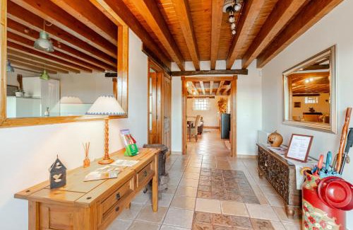 Enmedio House | La Regalía de Requejo