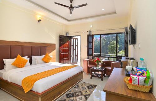 Tehri Hotel | LA Riqueza Dhanolti View # Mountain View Rooms # Parking # Lift # Near to Eco Park & Surkanda Devi Temple