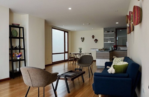 Quito Historic Center Apartment | La Ronda 431 - Apt. #103