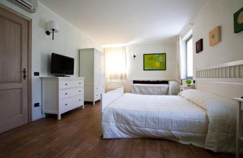 Castelnuovo Fogliani House | La Rondanina