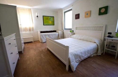 Castelnuovo Fogliani House | La Rondanina