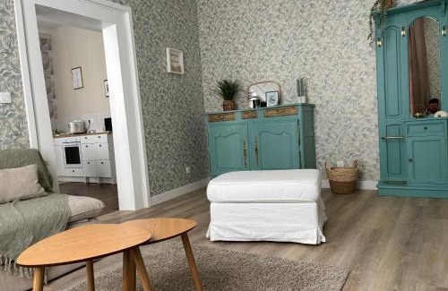 Chalons-en-Champagne Apartment | La Salle d Attente - Hyper centre