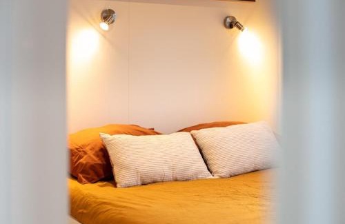 Maasbommel House | La Serafat