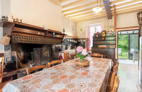 Laborde House | La serre, grande maison dans un grand jardin.
