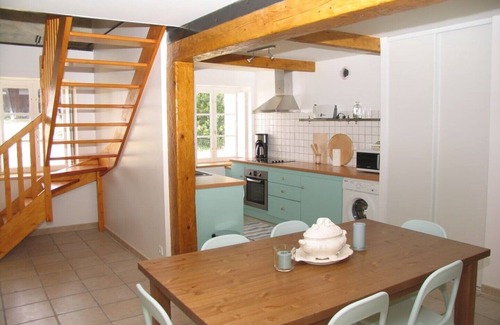 Conques-sur-Orbiel Cottage | La Source at Domaine de Curé with pool