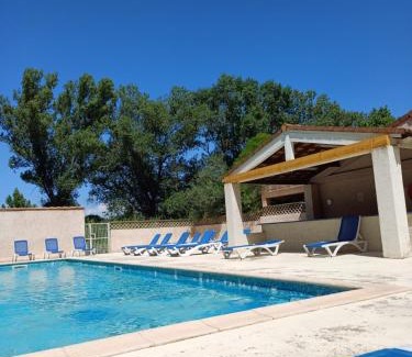 Quissac House | La Studette d'Eve 10m2, terrasse 18m2 , parking, piscine